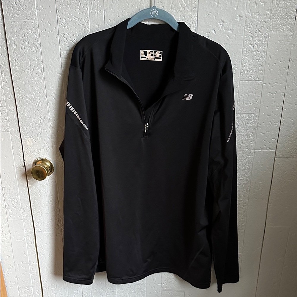 New Balance Men's Black pullover